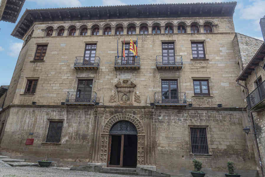 Zaragoza - Sos del Rey Católico 04 - Ayuntamiento.jpg